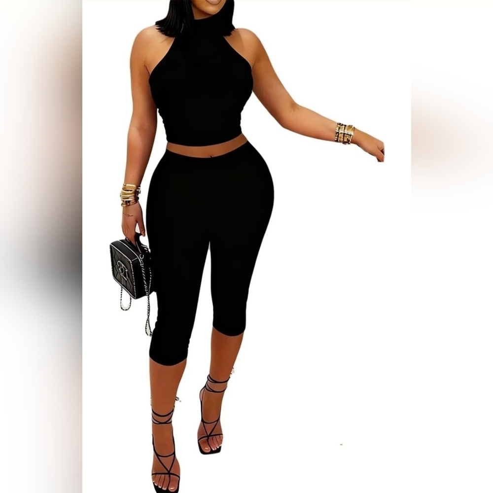Black Capri Set Halter Crop Top Large